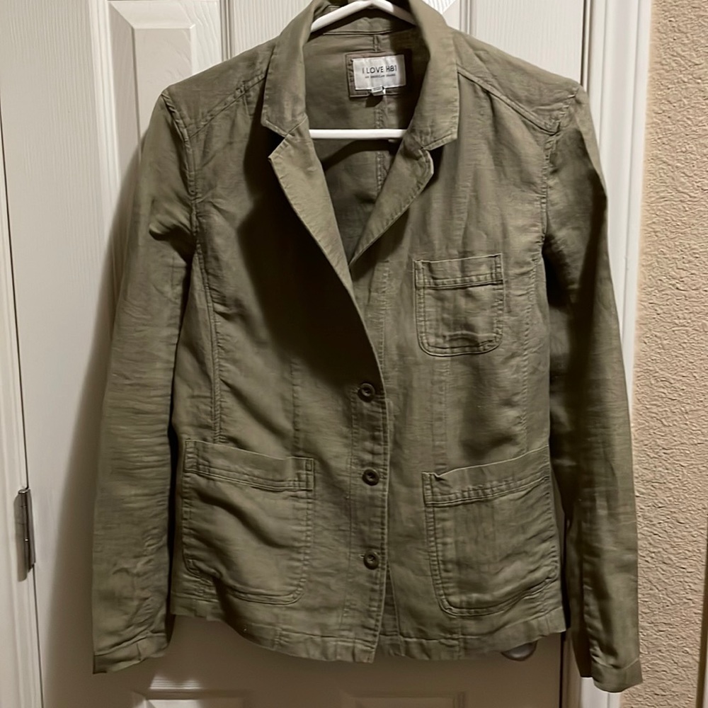 Womans I LOVE H81 army green button up light coat. Size M